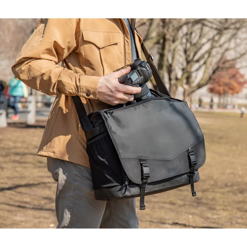 Ex-Display Tenba DNA 16 Pro Messenger Bag  Black-4